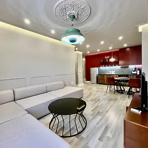 Spiranca Luxury , Tiran Arnavutluk