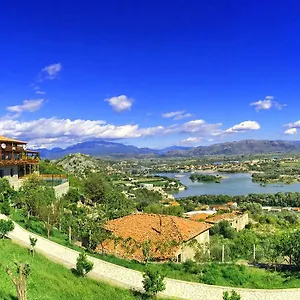 Shpija E Gjyshit Hotel Shkodër
